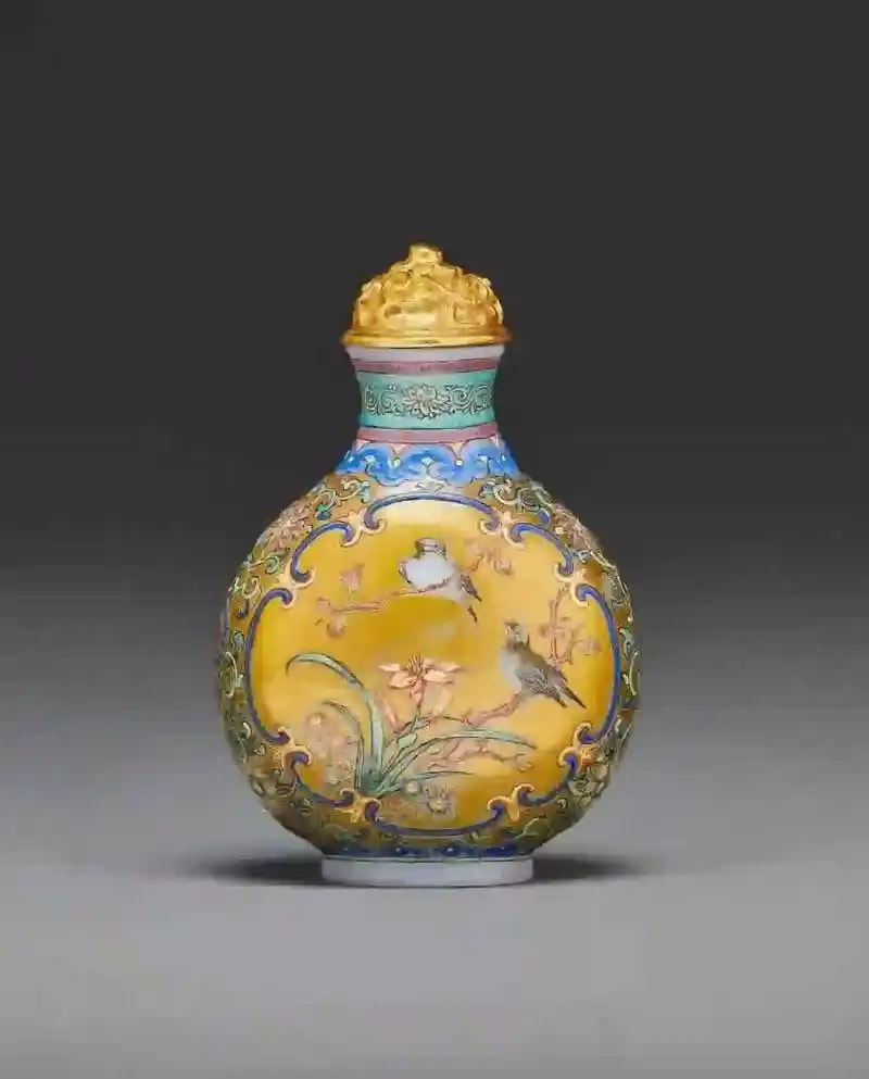 彩绘鼻烟壶